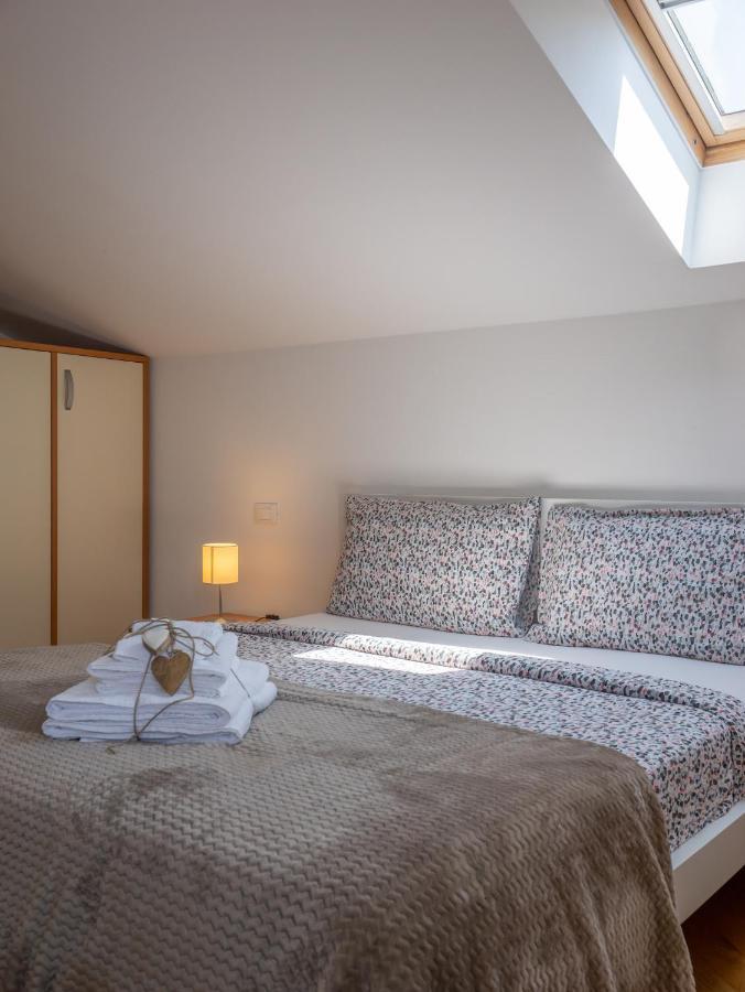 Appartamento Pesco "A Casa Felice" Pietra Ligure Bagian luar foto